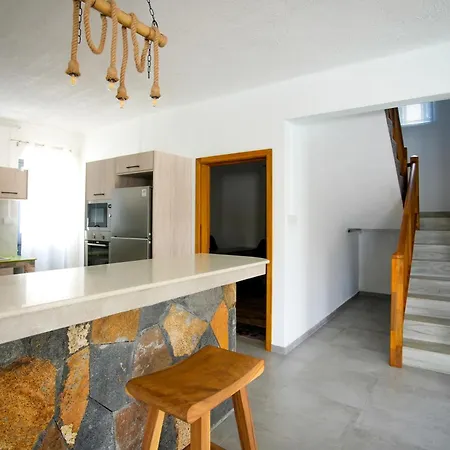 Spacious 4 Bed Villa With Bbq, Pool & Parking Grand Baie Exterior photo