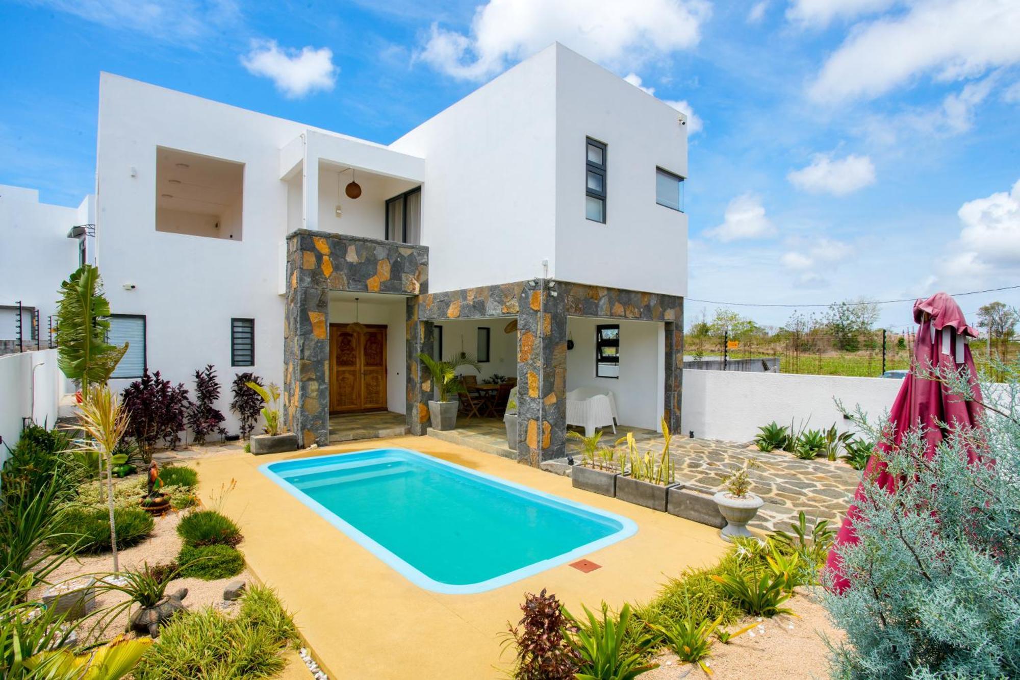 Spacious 4 Bed With Bbq, Pool & Parking Villa Grand Baie