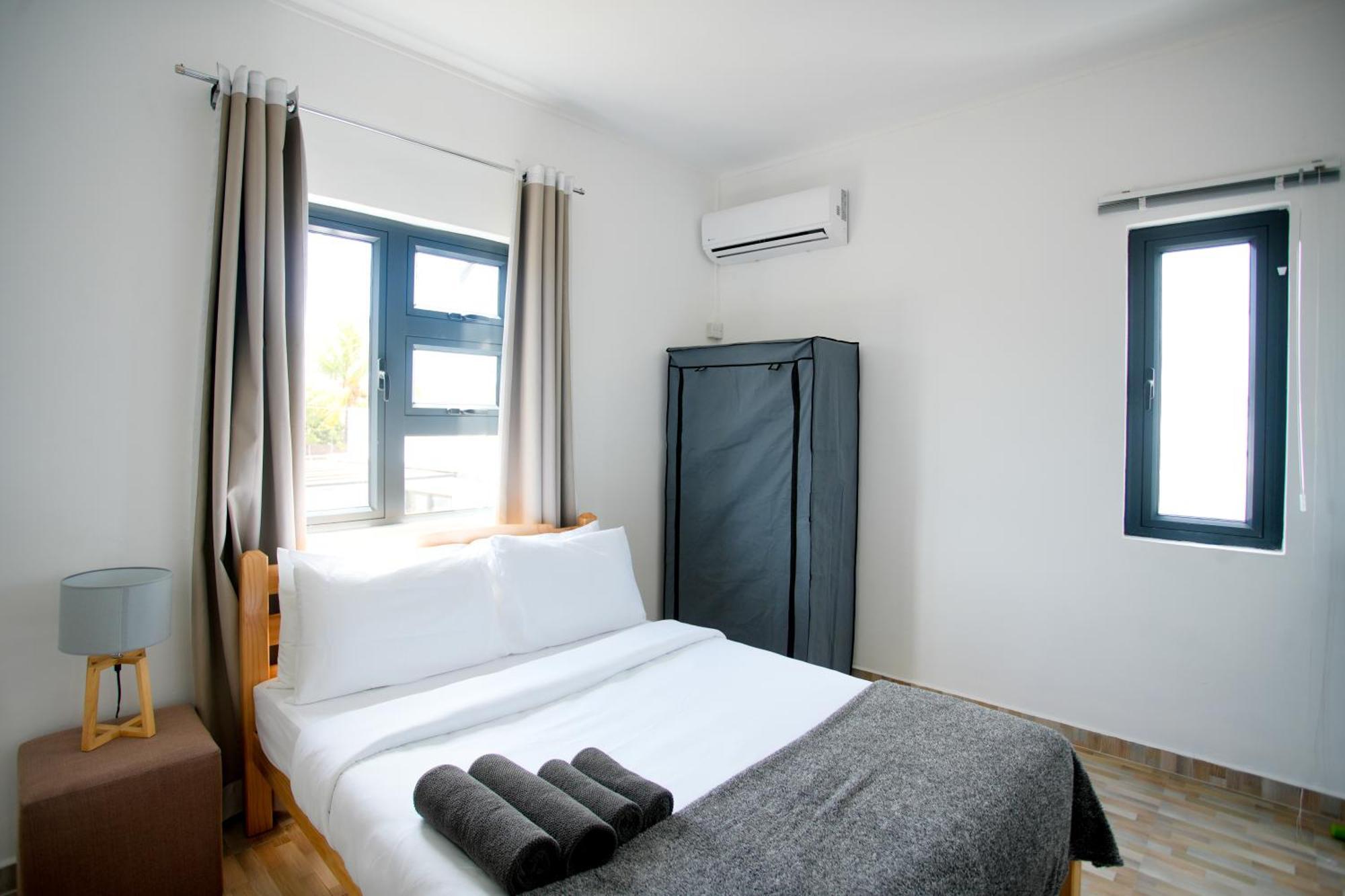 Spacious 4 Bed With Bbq, Pool & Parking * Grand Baie